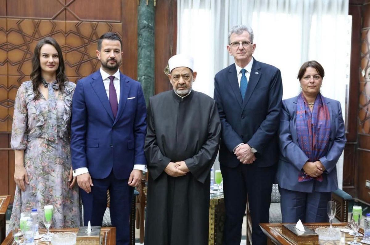 الطيب مستقبلاً ميلاتوفيتش في مشيخة الأزهر