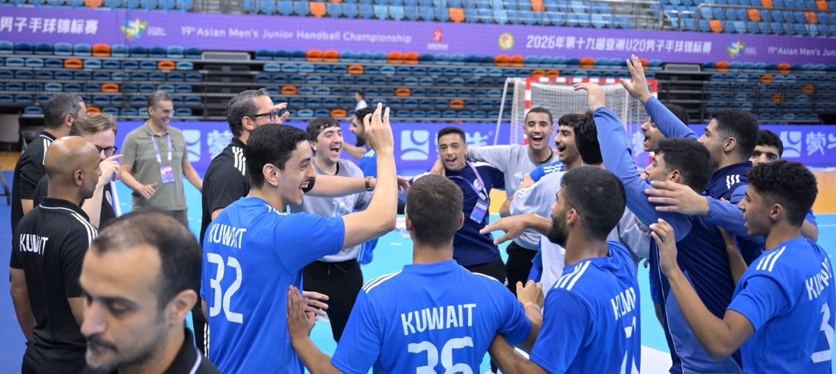 لاعبو منتخب الكويت يحتفلون بالفوز